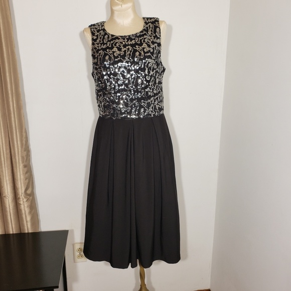 karin stevens Dresses & Skirts - Karin Stevens cocktail dress